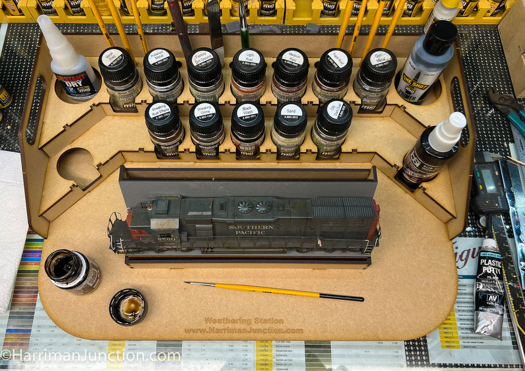 The Weathering Station - For 36mm for Polly Scale, 10ml Tamiya and similar bottles