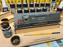 Load image into Gallery viewer, The Weathering Station - For 36mm for Polly Scale, 10ml Tamiya and similar bottles
